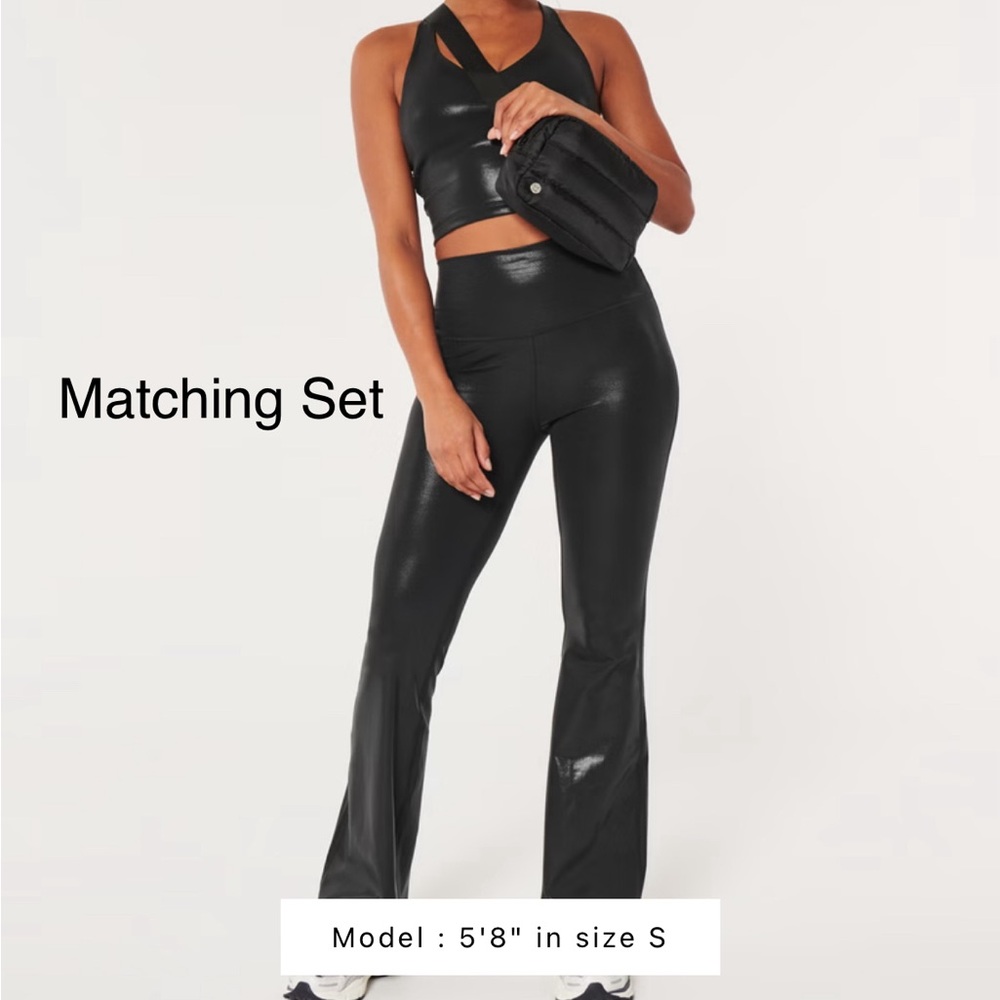 GILLY HICKS ACTIVE SET LEGGINGS + BRA